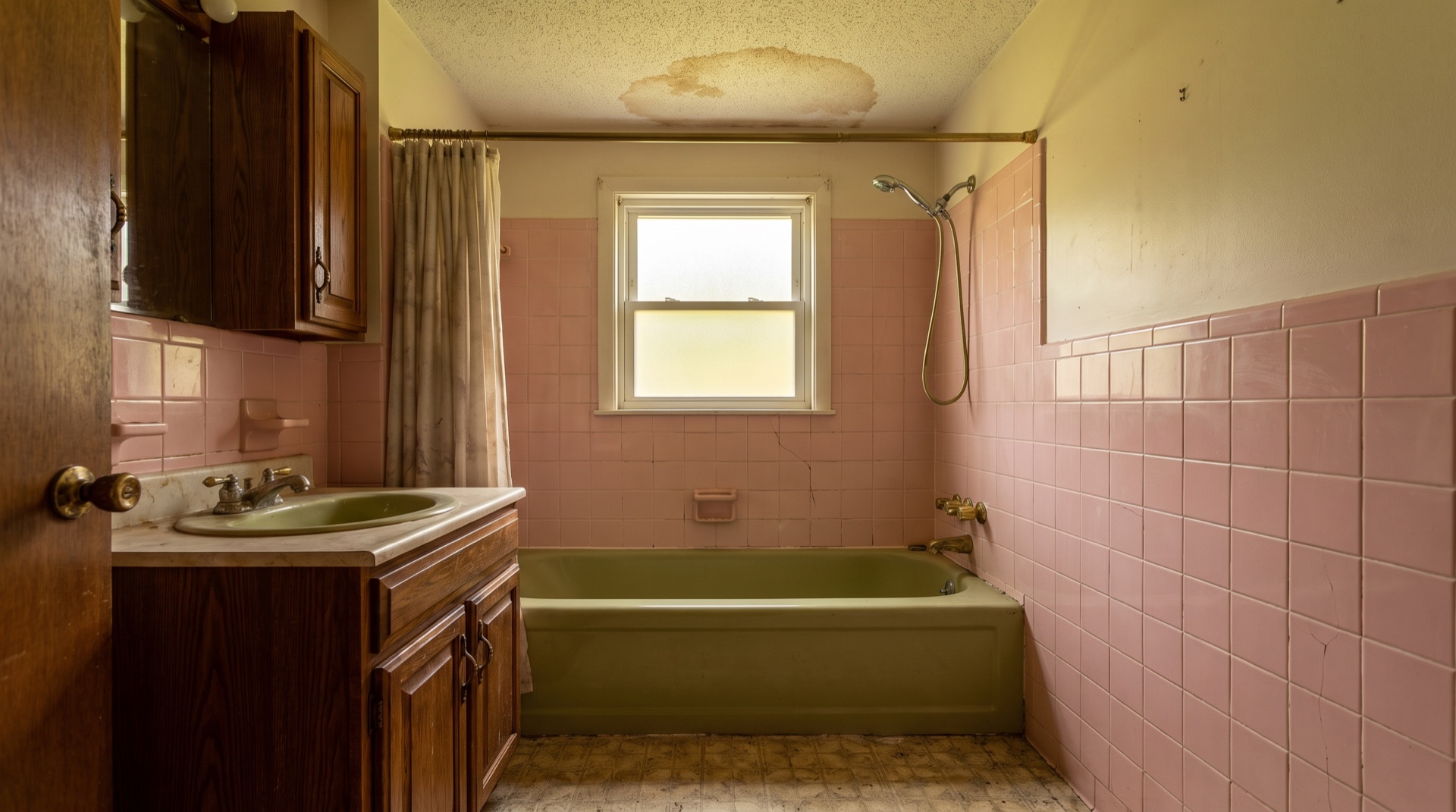 Before: dated 1980s bathroom Wellesley MA, ready for renovation